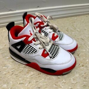 Jordan 4 Retro
